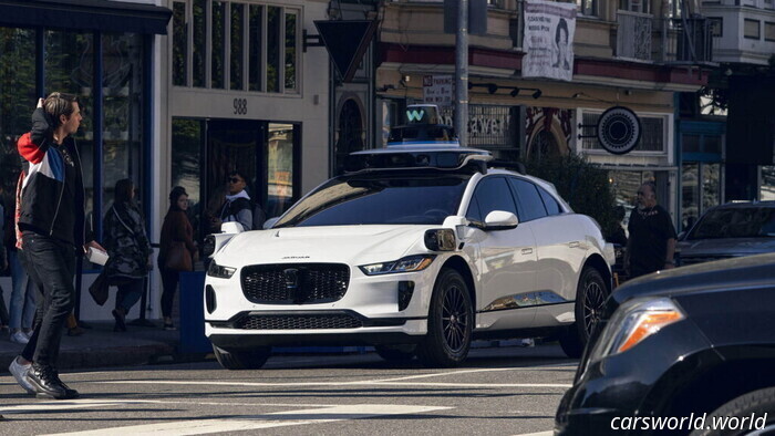 Waymo Robotaxis Acumuló 589 Multas De Estacionamiento En Un Año | Carscoops